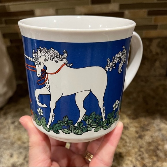 Vintage Unicorn Mug with Blue and White Design - Picture 2 of 16